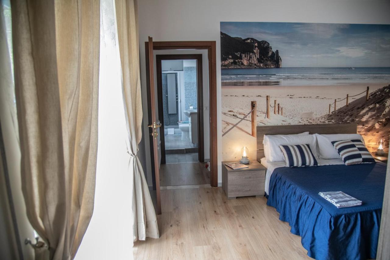 Casa Laura Bed & Breakfast Terracina Luaran gambar